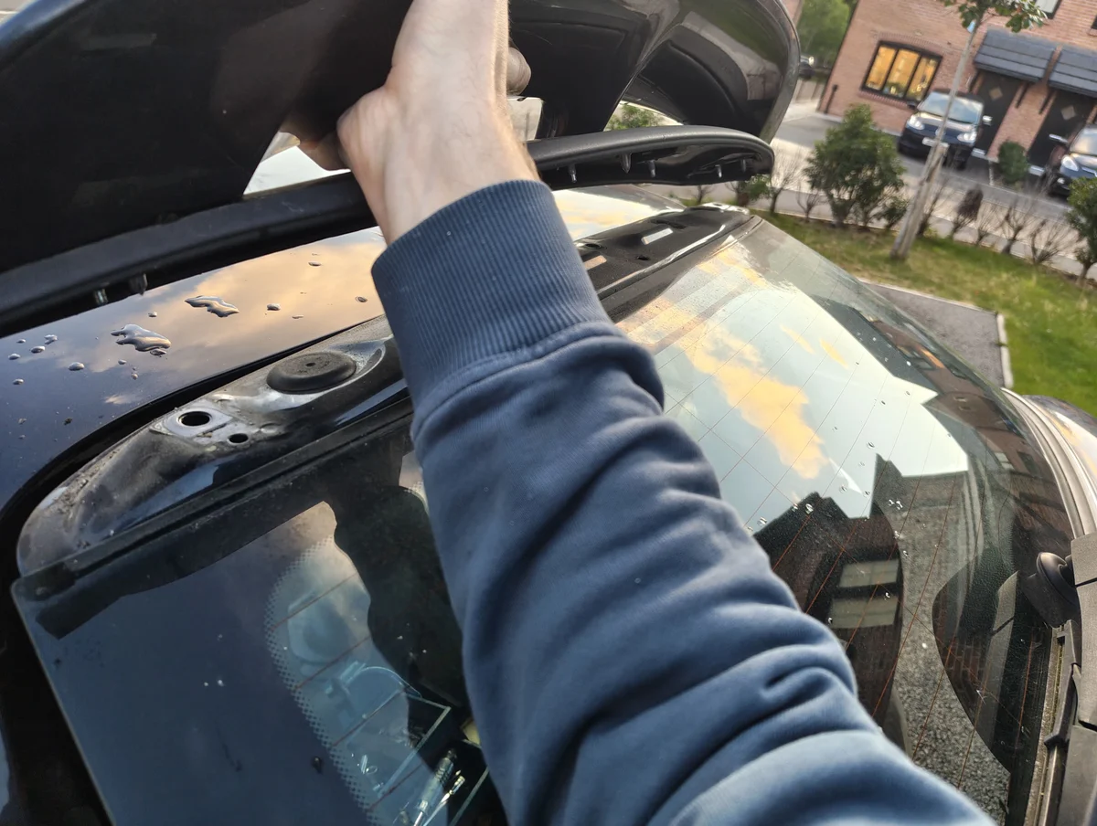 Fully removed spoiler in hand