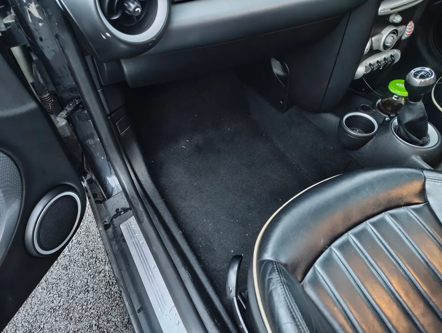 Nearside front footwell