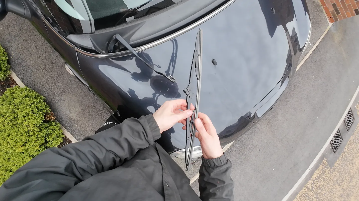 Removed nineteen inch bosch wiper blade