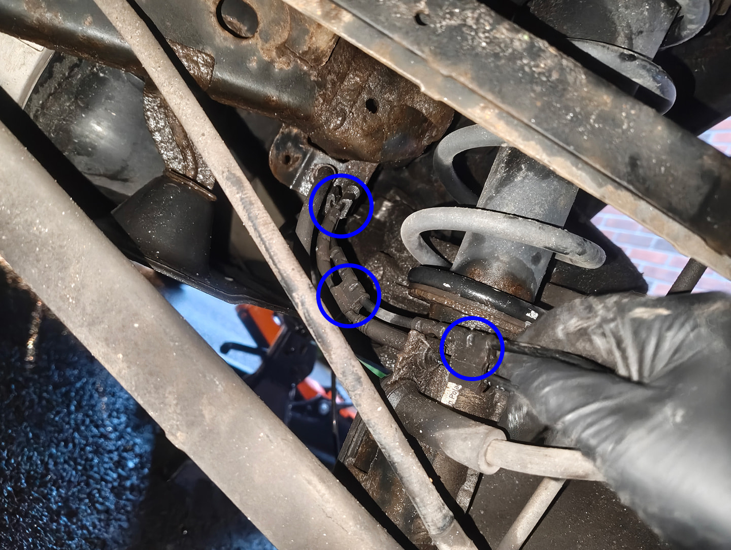 Rear brake sensor ruber clips